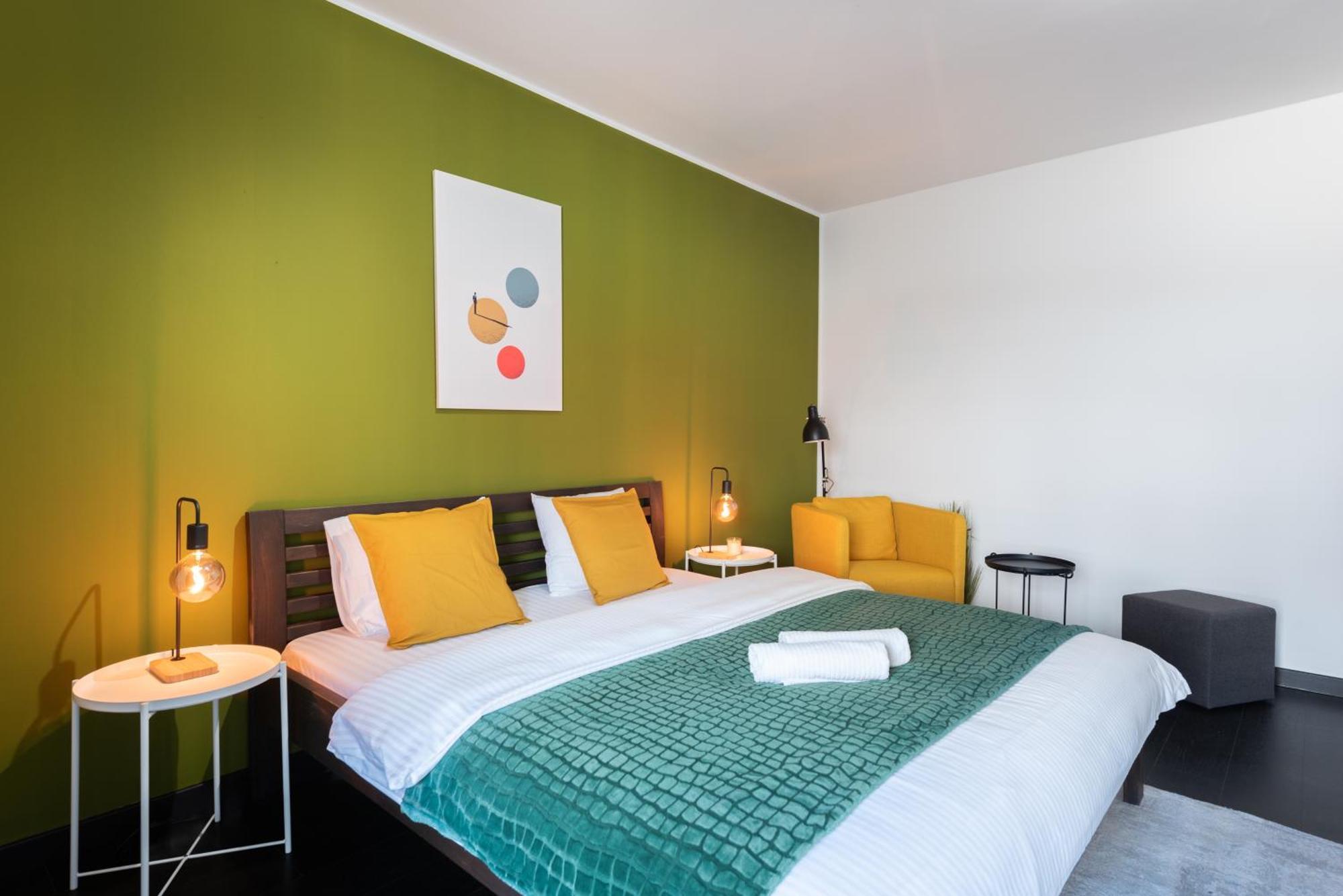 Spacious Apartments Near Karlin Square Praag Buitenkant foto